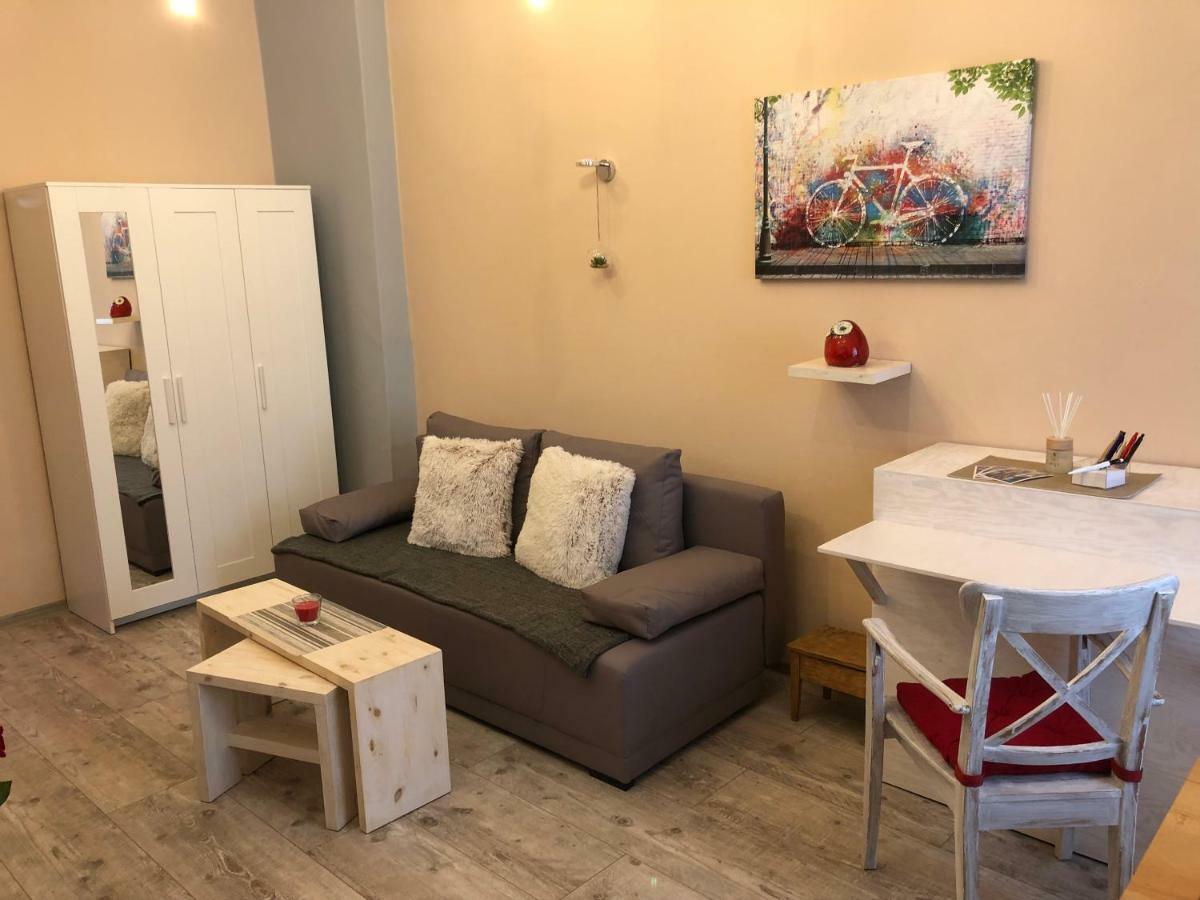 Studio Flat Grunwaldzka Up To 2Persons+1 Breslavia Exterior foto
